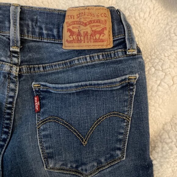 Women Levi’s Jeans/Skinny Jeans - Picture 4 of 4